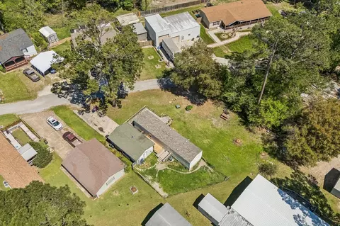 View/Area - 152 E Oak Shadows, Onalaska, TX 77360 photo 4 of 8