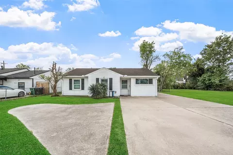 7303 Long Point Rd, Houston, TX 77055