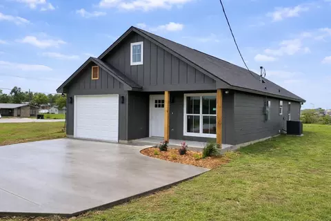 309 Wheelock St, Franklin, TX 77856