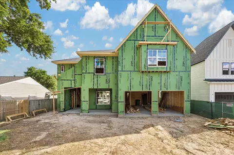 1335 Gardenia Dr, Houston, TX 77018