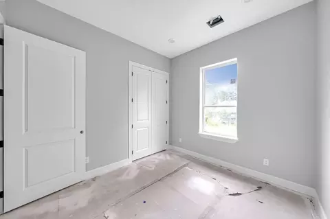 Bedroom - 40 Fairway Dr, Trinity, TX 75862 photo 15 of 16