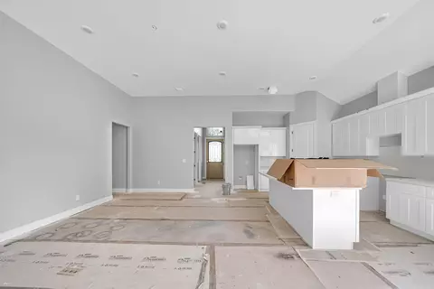 Living - 40 Fairway Dr, Trinity, TX 75862 photo 4 of 6