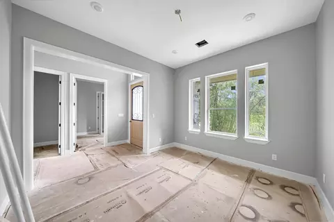 Living - 40 Fairway Dr, Trinity, TX 75862 photo 1 of 6