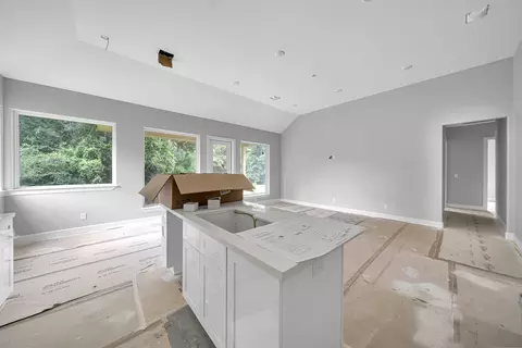 Living - 40 Fairway Dr, Trinity, TX 75862 photo 5 of 6