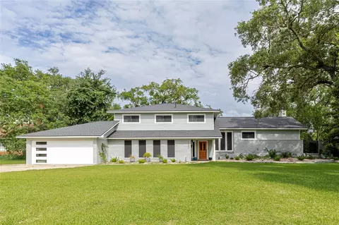 123 S Cedar St, Lake Jackson, TX 77566