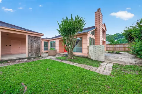 12510 Sungate Ln, Houston, TX 77071