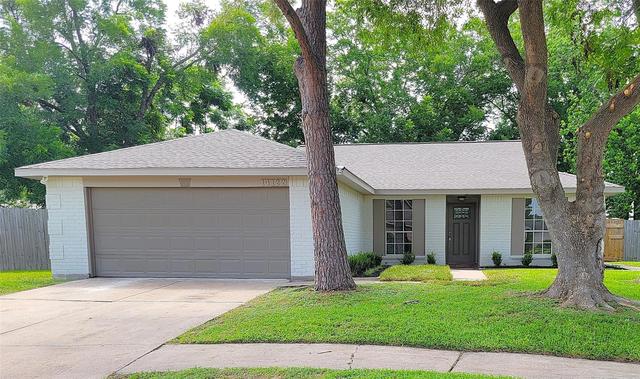 14122 Country Manor Dr, Sugar Land, TX 77498