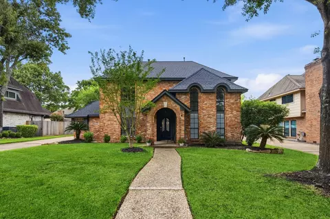 5211 Mulberry Grove Dr, Kingwood, TX 77345