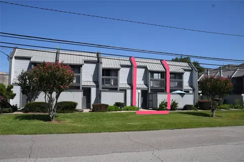 5056 Glenmont Dr, Houston, TX 77081