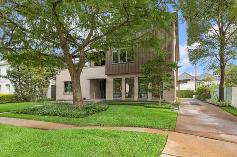 3635 Overbrook Ln, Houston, TX 77027