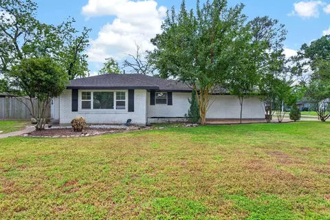 4719 Nina Lee Ln, Houston, TX 77092
