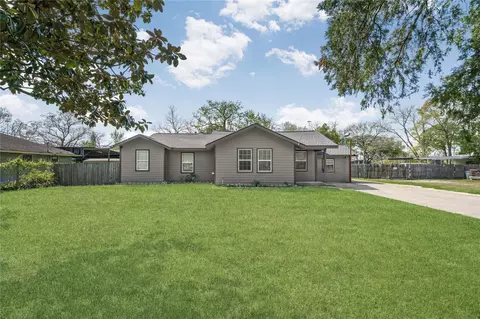 2602 Dupont St, Pasadena, TX 77503