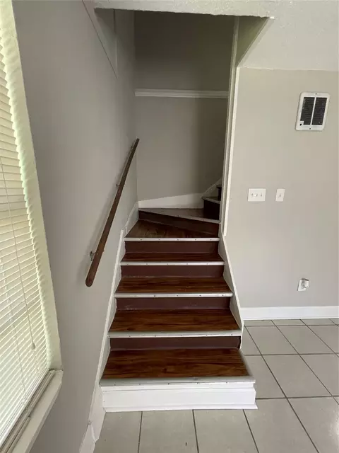 Entry Way - 1207 2nd Ave N, Texas City, TX 77590 photo 1 of 3