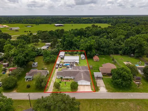 53 County Road 147, Liberty, TX 77575