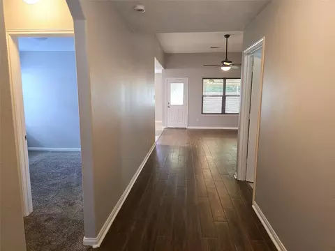 Entry Way - 10320 Stone Gate Dr, Conroe, TX 77385 photo 1 of 1