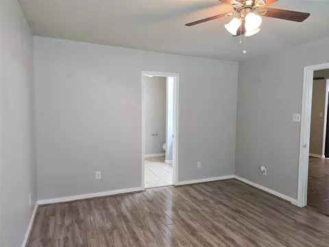 Bedroom - 10320 Stone Gate Dr, Conroe, TX 77385 photo 1 of 6