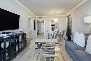 5100 San Felipe St #51E, Houston, TX 77056