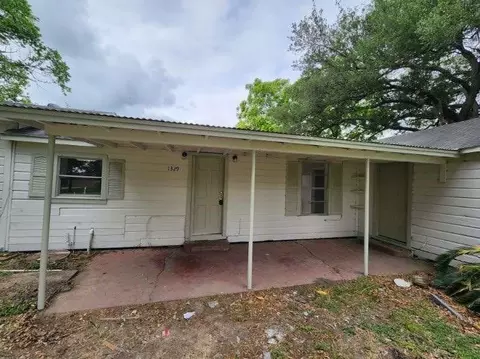 1329 Adams Rd, Bay City, TX 77414