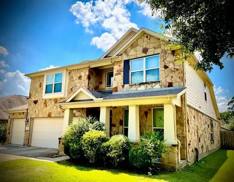 9 Maple Mill Ct, Conroe, TX 77301 photo 1