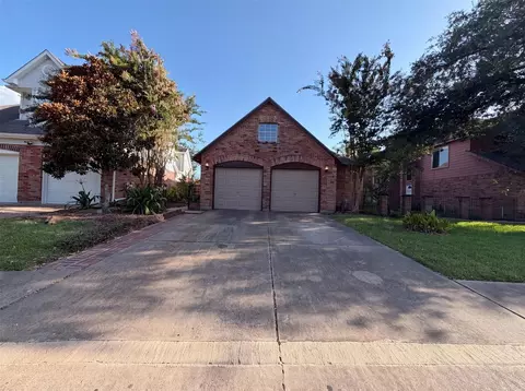 11823 Meadowchase Dr, Houston, TX 77065