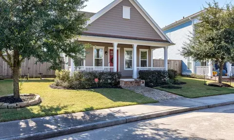 27 Red Harper Dr, Spring, TX 77389 photo 1