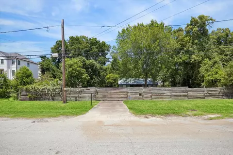 1235 W 25th St, Houston, TX 77008