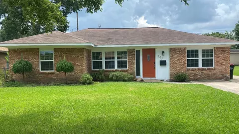 107 Midway Dr, Baytown, TX 77521