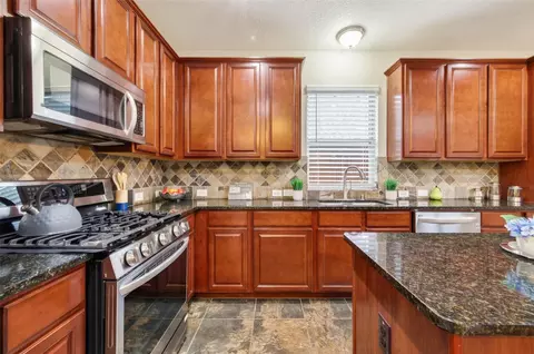 Kitchen - 2915 Firewalk Trce, Katy, TX 77494 photo 1 of 4