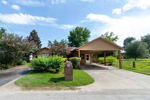 8002 Richland Dr, Houston, TX 77028