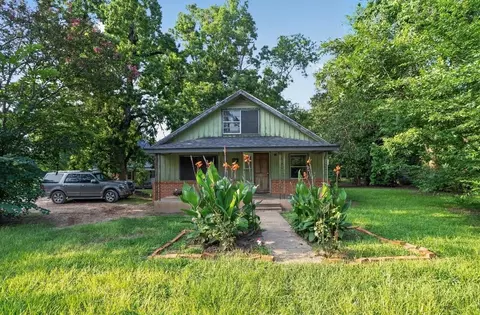 801 Snell Rd, Livingston, TX 77351
