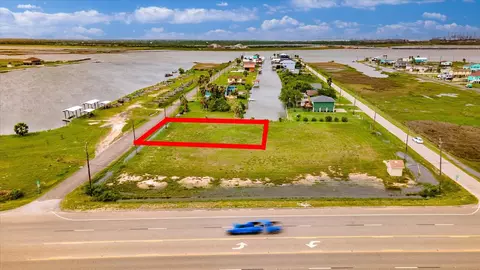 39 40 Beau Rue, Hitchcock, TX 77563