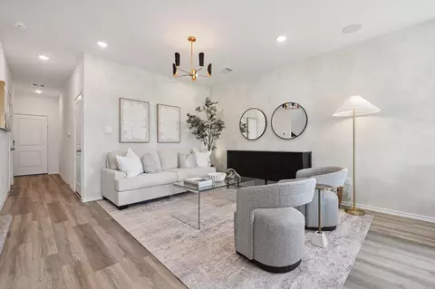 1047 Moon Drop Ln, Houston, TX 77090