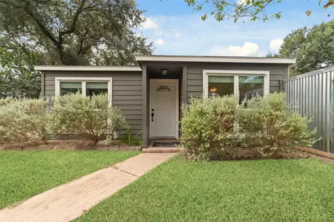 10819 Berry Tree Dr, Houston, TX 77064