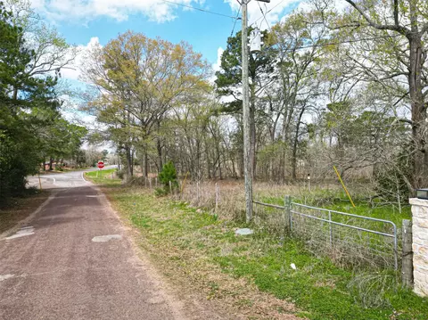 1004 Kelley Rd, Conroe, TX 77303 photo 6