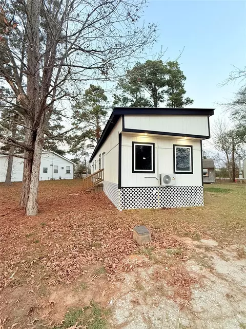 12090 Canal St, Willis, TX 77318