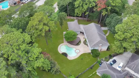 8219 Winding Hill Ln, Spring, TX 77379 photo 1