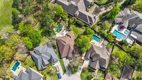 94 N Millsap Cir, The Woodlands, TX 77382