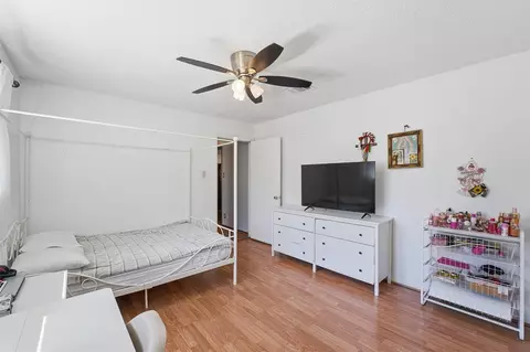 Bedroom - 6203 Sunnygate Dr, Spring, TX 77373 photo 6 of 6