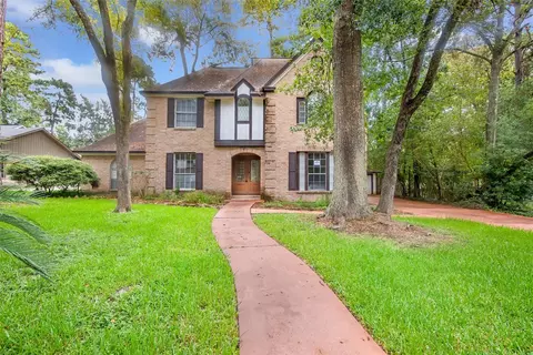 1710 Woodland Vista Dr, Kingwood, TX 77339