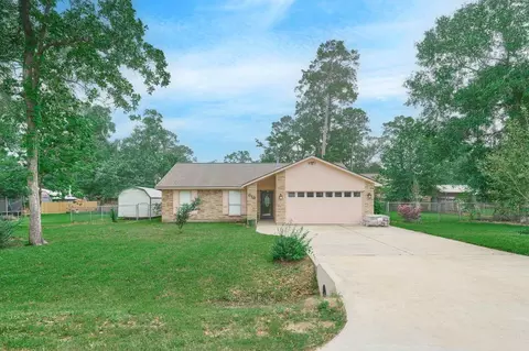 619 Pinewood Dr, Conroe, TX 77385