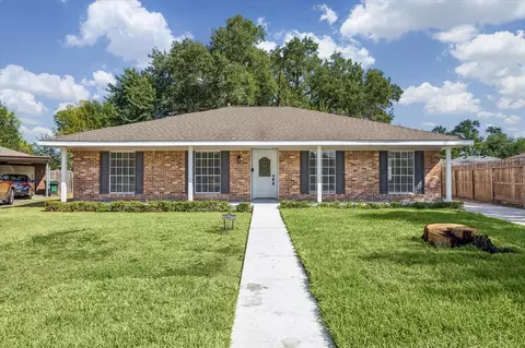11027 Sagehill Dr, Houston, TX 77089