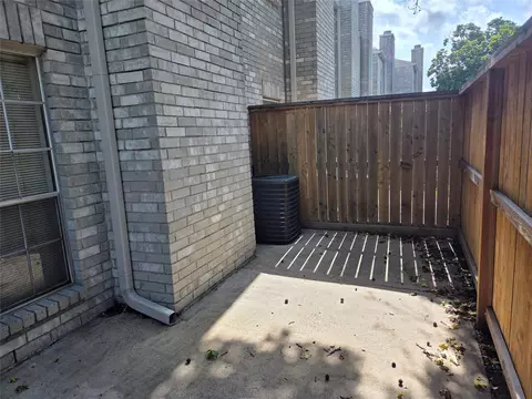 3780 Tanglewilde St #106, Houston, TX 77063