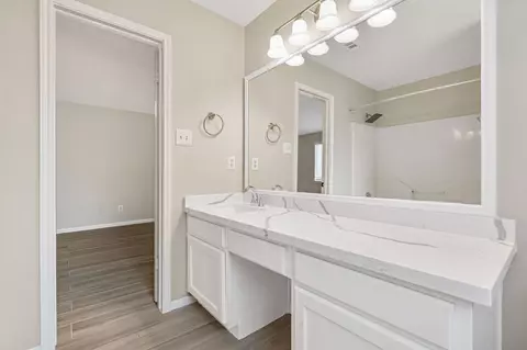 Bath - 28931 Sedgefield St, Spring, TX 77386 photo 1 of 3