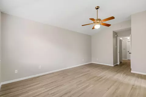 Living - 28931 Sedgefield St, Spring, TX 77386 photo 4 of 4