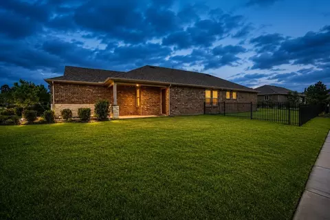 Exterior - 226 Flaxen Chestnut, Spring, TX 77382 photo 3 of 8