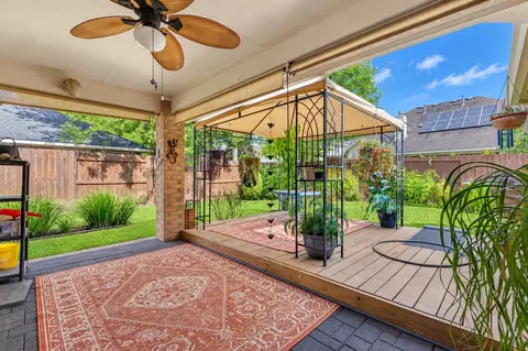 Exterior - 24530 Fort Path Dr, Spring, TX 77373 photo 4 of 9