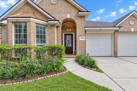 Exterior - 24530 Fort Path Dr, Spring, TX 77373 photo 2 of 9