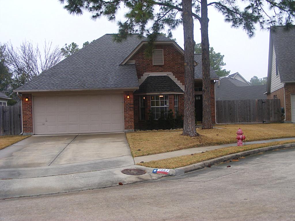 1507 Beechurst Ct, Houston, TX 77062 photo 1