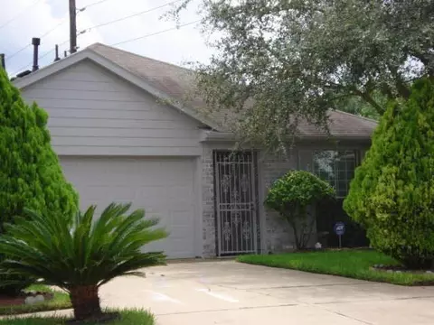 8947 Westplace Dr, Houston, TX 77071
