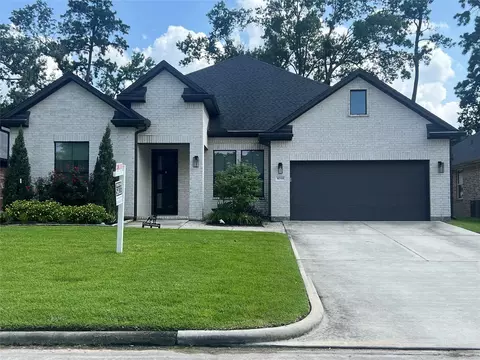 8310 Cross Country Dr, Humble, TX 77346